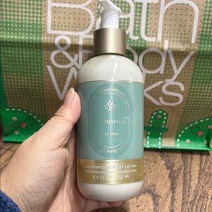 Bath & Body Works Moisturizing Body Lotion - Eucalyptus-Sealed-New